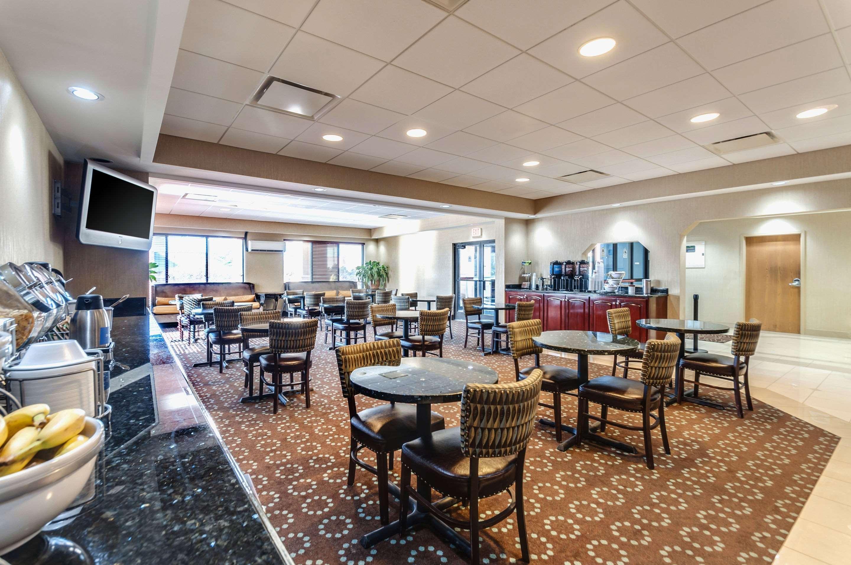 Quality Inn & Suites Bel Air I-95 Exit 77A Экстерьер фото