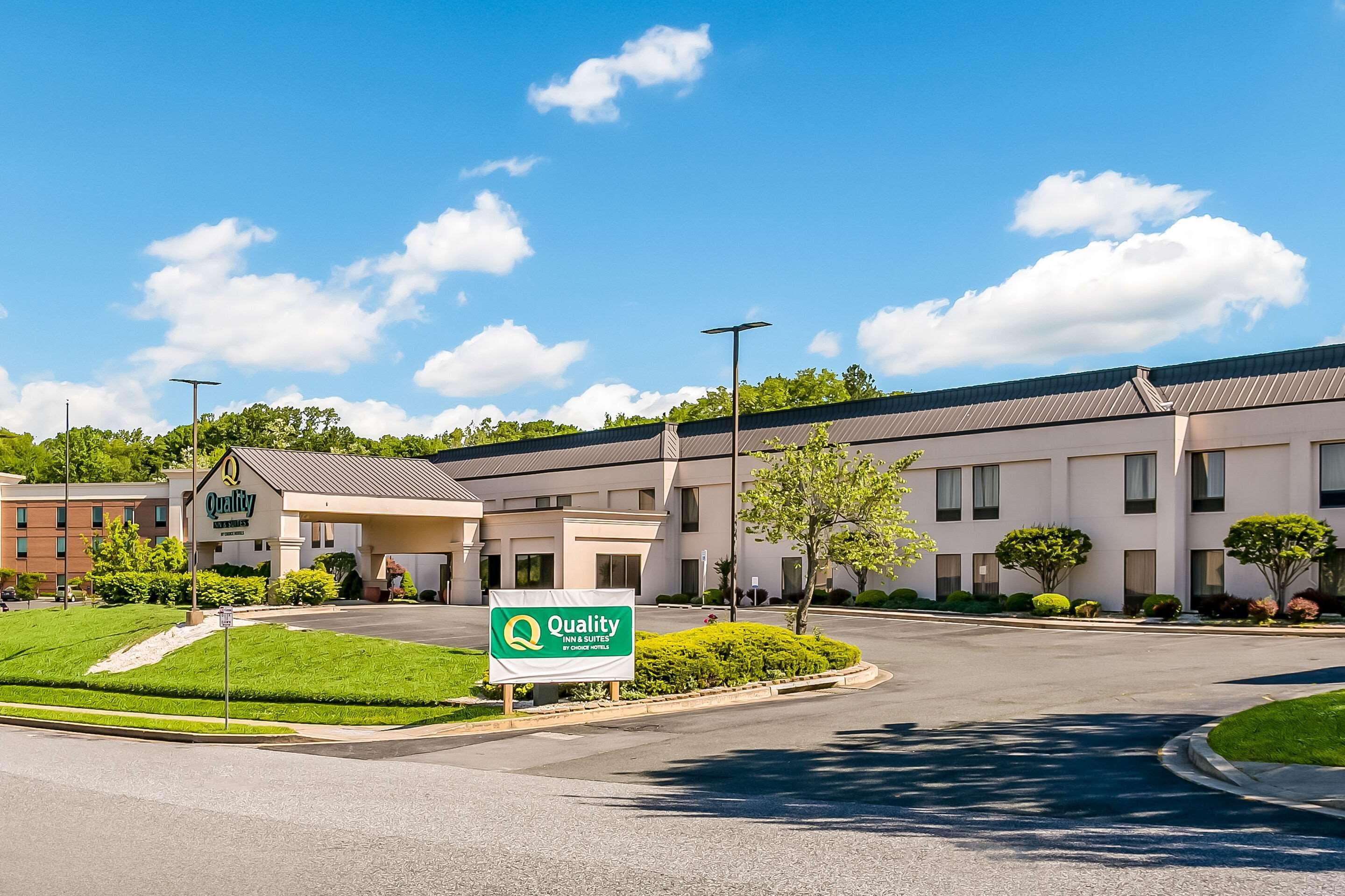 Quality Inn & Suites Bel Air I-95 Exit 77A Экстерьер фото